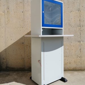 Armario metálico para ordenador de taller nuevo con tara estética en venta en cabauoportunitats.com Balaguer - Lleida - Catalunya