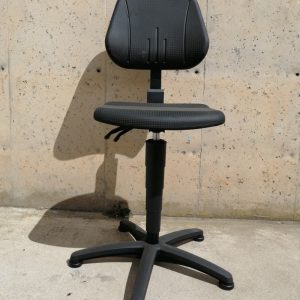 Cadira giratòria de treball amb respatller nova en venda a cabauoportunitats.com Balaguer - Lleida - Catalunya