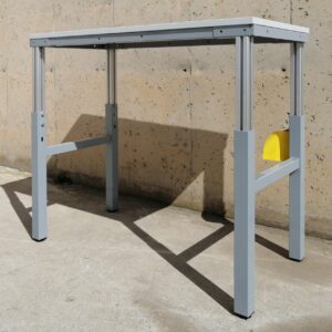 Mesa de altura regulable con tara estética de 100x50cm nueva en cabauoportunitats.com Balaguer - Lleida - Catalunya