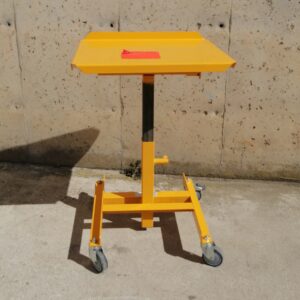 Carro de soporte para material nuevo procedente de un lote con tara estética en cabauoportunitats.com