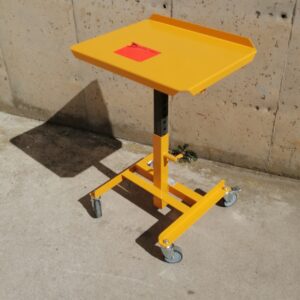Carro de soporte para material nuevo procedente de un lote con tara estética en cabauoportunitats.com
