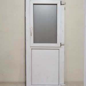Puerta de PVC con ventana de segunda mano en venta en cabauoportunitats.com Balaguer - Lleida - Catalunya