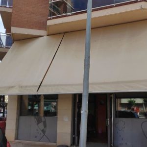 Tendal motoritzat 800x350cm amb penell de segona mà en venda a cabauoportunitats.com Balaguer - Lleida - Catalunya