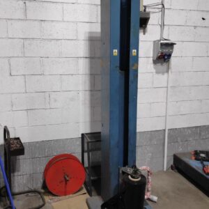Enfaixadora de palets semiautomàtica de segona mà en venda a cabauoportunitats.com Balaguer - Lleida - Catalunya