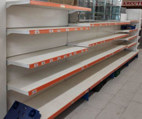 Estanterías metálicas de segunda mano para tienda en venta en cabauoportunitats.com Balaguer - Lleida - Catalunya