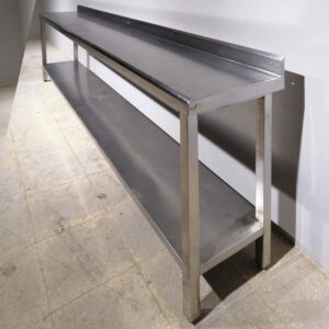 Taula d'acer inoxidable de 270x40cm de segona mà en venda a cabauoportunitats.com Balaguer - Lleida - Catalunya
