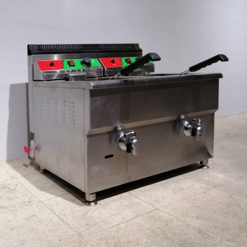 Freidora a gas butano de 18+18 litros de segunda mano en venta en cabauoportunitats.com