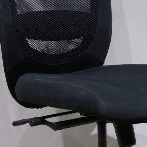 Cadira d'oficina amb rodes en venda a cabauoportunitats.com Balaguer - Lleida - Catalunya