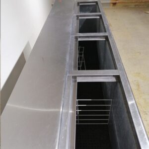 Botellero INFRICO 4 puertas de segunda mano en venta en cabauoportunitats.com