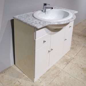 Moble de lavabo de segona mà amb pica i marbre en venda a cabauoportunitats.com Balaguer - Lleida - Catalunya