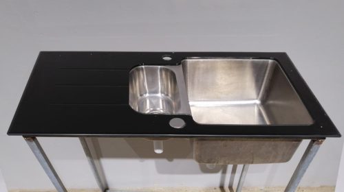 Pila de cristal negro con patas en venta en cabauoportunitats.com