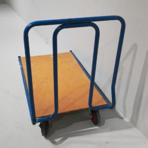 Carro de segona mà per a magatzem d'oferta en venda a cabauoportunitats.com Balaguer - Lleida - Catalunya