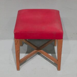 Reposapeus vermell domèstic de segona mà en venda a cabauoportunitats.com Balaguer - Lleida - Catalunya