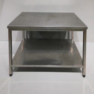 Taula d'acer inoxidable de segona mà de 130x85cm en venda a cabauoportunitats.com Balaguer - Lleida - Catalunya