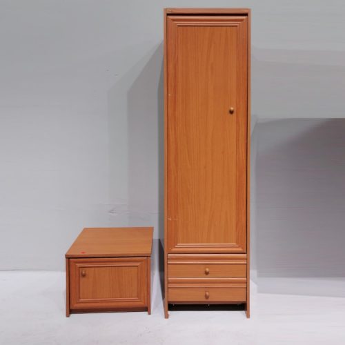 Armari llarg de melamina de 55x55x190cm d'ocasió en venda a cabauoportunitats.com Balaguer - Lleida - Catalunya