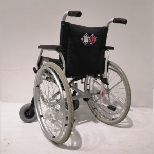 Silla de ruedas plegable de ocasión en venta en cabauoportunitats.com