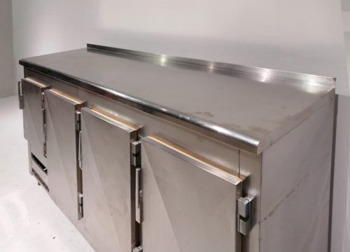 Taula freda d'acer inoxidable de segona mà en venda a cabauoportunitats.com Balaguer - Lleida - Catalunya