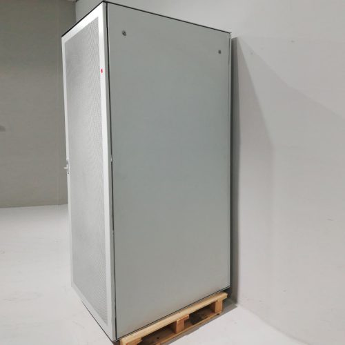 Armario rack para servidor de 80x100x196cm de segunda mano en venta en cabauoportunitats.com