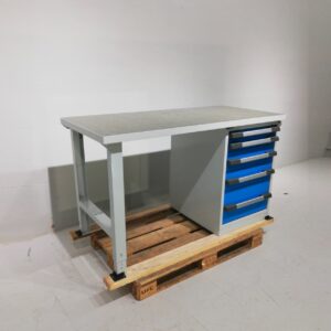 Banc de treball nou procedent d'un final d'estoc en venda a cabauoportunitats.com Balaguer - Lleida - Catalunya