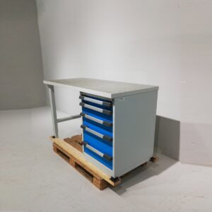 Banc de treball nou procedent d'un final d'estoc en venda a cabauoportunitats.com Balaguer - Lleida - Catalunya