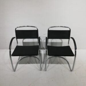 Lot de 2 cadires de cortesia tipus bauhaus de segona mà en venda a cabauoportunitats.com Balaguer - Lleida - Catalunya