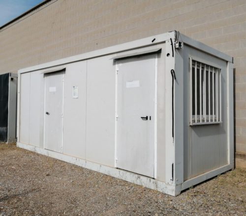 Módulo contenedor caseta dividido en venta en cabauoportunitats.com