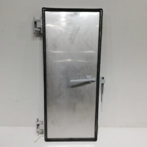 Porta d'acer inoxidable de segona mà en bon estat en venda a cabauoportunitats.com Balaguer - Lleida - Catalunya