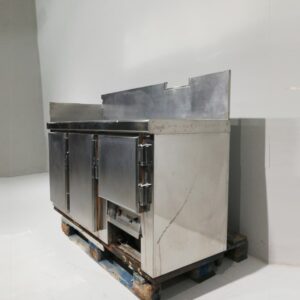 Mesa frรญa de acero inoxidable 3 puertas en venta en cabauoportunitats.com