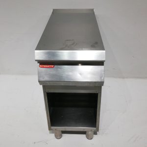 Mesa neutra inox ANGELO PO de segunda mano en venta en cabauoportunitats.com