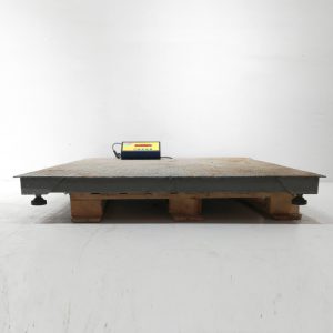Báscula con plataforma y visor MOR en venta en cabauoportunitats.com
