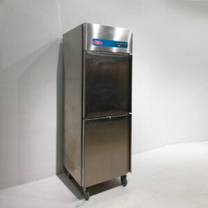 Congelador ELECTROLUX de inox de segunda mano para hostelería en venta en cabauoportunitats.com