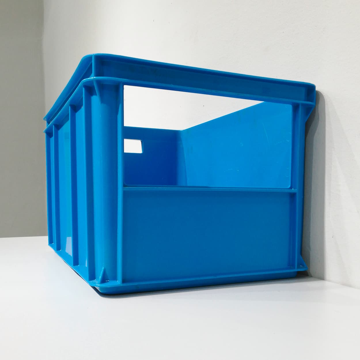 Caja apilable con ventana 58x38cm (2 uds) - Cabau Oportunitats