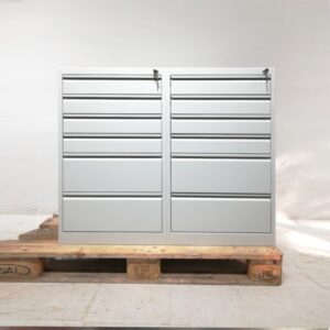 Cajonera metálica de 12 cajones con tara estética en venta en cabauoportunitats.com