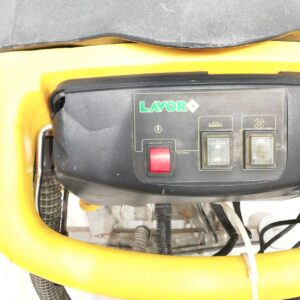 Escombradora automàtica LAVOR SC EASY- R 50E de segona mà en venda a cabauoportunitats.com Balaguer - Lleida - Catalunya