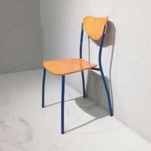 Conjunto de mesa de 70x70cm + 2 sillas en venta en cabauoportunitats.com