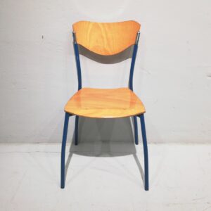 Conjunto de mesa de 70x70cm + 2 sillas en venta en cabauoportunitats.com