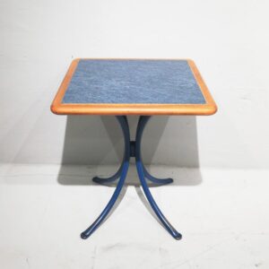 Conjunto de mesa de 70x70cm + 2 sillas en venta en cabauoportunitats.com