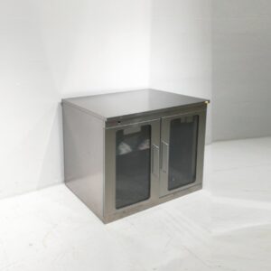 Armari d'acer inoxidable amb portes transparents de segona mà en venda a cabauoportunitats.com Balaguer - Lleida - Catalunya