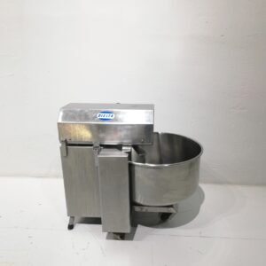 Pastadora de carn DIELTA de segona mà en venda a cabauoportunitats.com Balaguer - Lleida - Catalunya