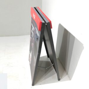 Pizarra para tienda de segunda mano en venta en cabauoportunitats.com