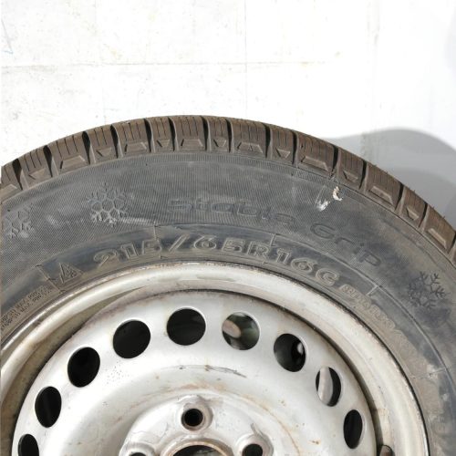 Lote de 4 neumáticos con llanta WIN-TRANSIT 215 65 R16 C en venta en cabauoportunitats.com
