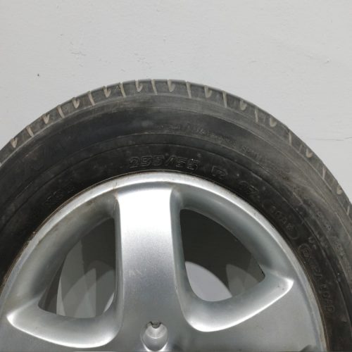 Llanta VOLKSWAGEN TRANSPORTER 17" con neumático en venta en cabauoportunitats.com