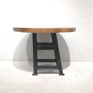 Taula rodona de fusta massissa de ø99cm de segona mà en venda a cabauoportunitats.com Balaguer - Lleida - Catalunya