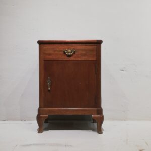 Mesilla de noche de madera de 50x38cm de segunda mano en venta en cabauoportunitats.com