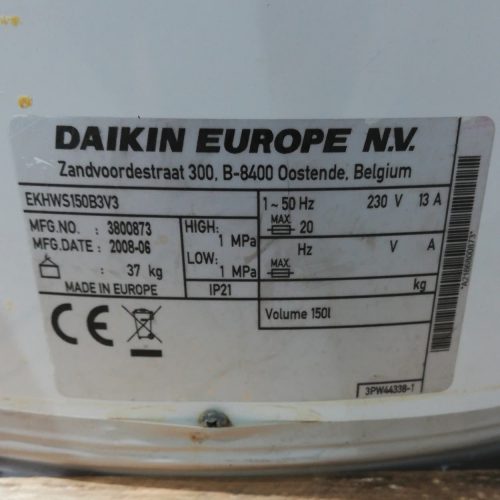 Termo de agua caliente DAIKIN de 150 litros en venta en cabauoportunitats.com