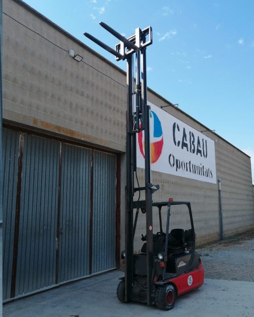Carretilla eléctrica LINDE 18 de 1600kg de segunda mano en venta en cabauoportunitats.com
