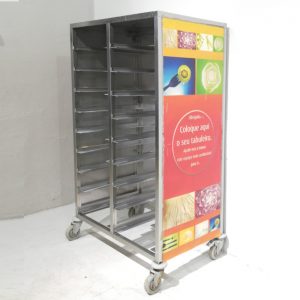 Carro de acero inoxidable de segunda mano para 18 bandejas en venta en cabauoportunitats.com