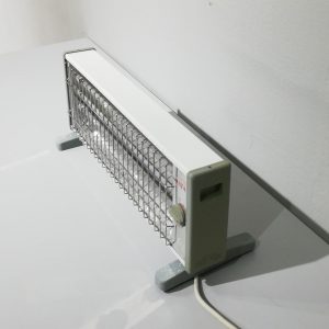 Estufa resistencia JATA 95 1500W de segunda mano en venta en cabauoportunitats.com