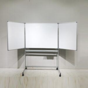 Pizarra plegable con ruedas en venta en cabauoportunitats.com