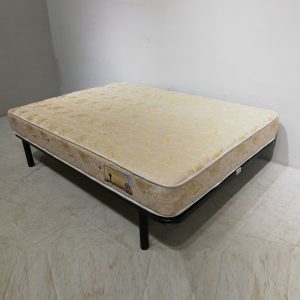 Somier amb matalàs de segona mà en venda a cabauoportunitats.com Balaguer - Lleida -Catalunya